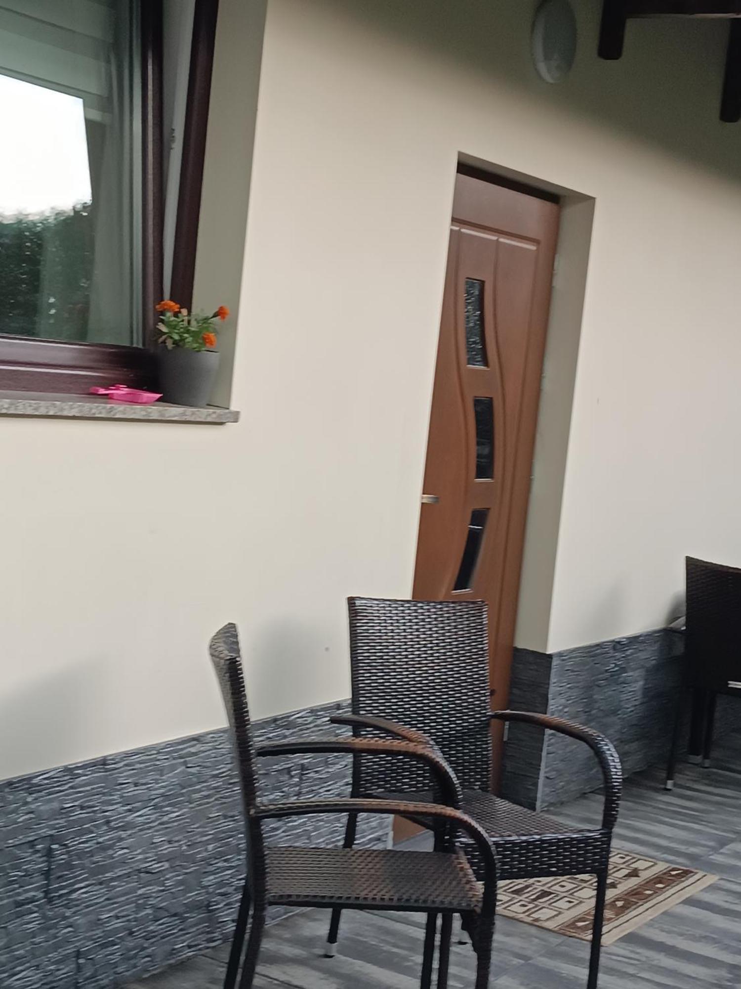 Stas-Przy Szkole Nr3 W Skawie Skawa Room photo